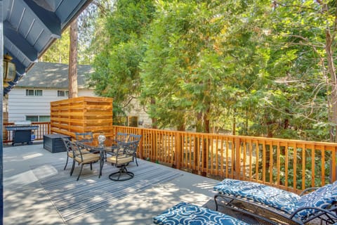 Lake Arrowhead Vacation Rental | 4BR | 3BA | 1,750 Sq Ft | Stairs Required