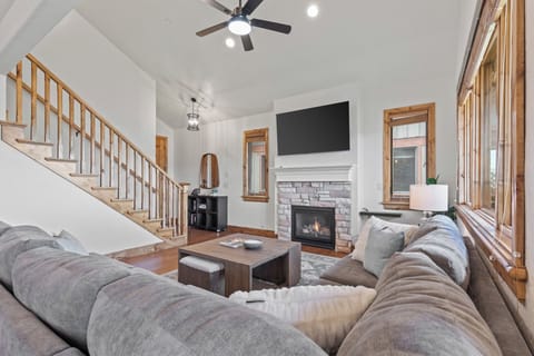 Cozy for any mountain get away