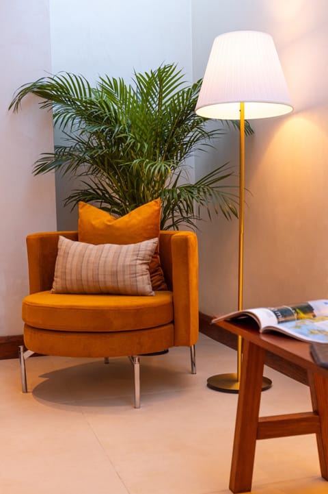 Deluxe Family Room | Living area | TV