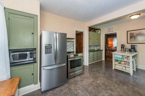 Enjoy our fully-stocked kitchen.