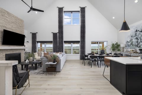 Beautiful Views and Lots of Space