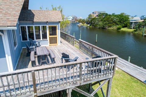30-Surf-Or-Sound-Realty-1131-Boxley House-Deck-04
