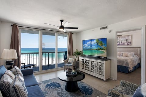 Condo, 2 Bedrooms | Living area | Smart TV, streaming services