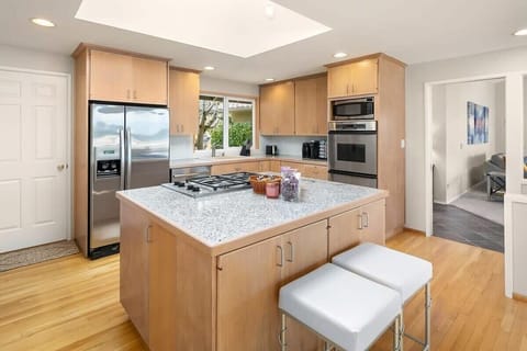 Well equipped kitchen