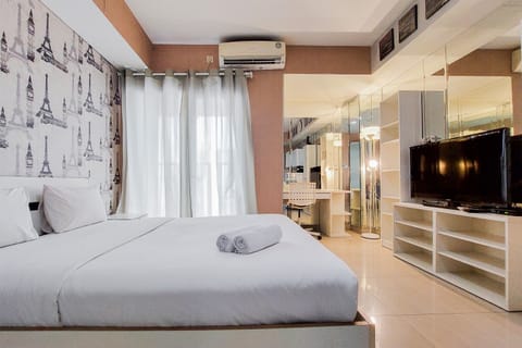 Deluxe Apartment | Living area