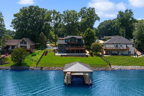 House, Multiple Beds (Elysian Shores w/Heated Pool & Option) | Exterior