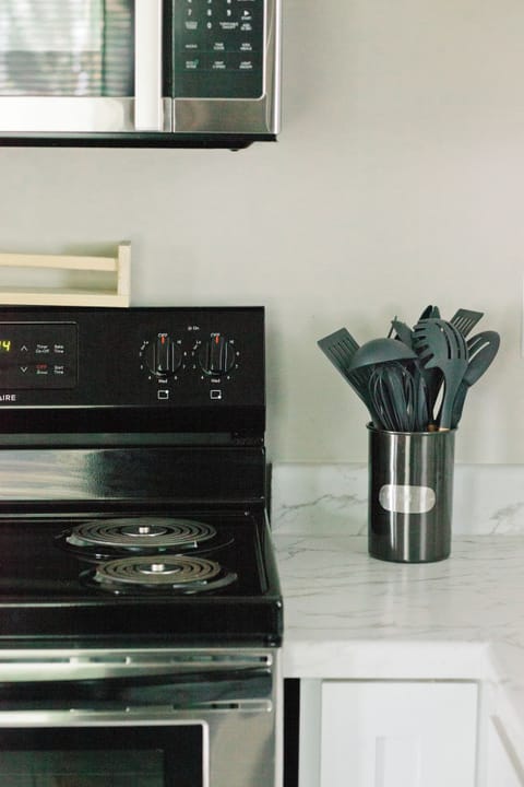 Plenty of kitchen tools for cooking