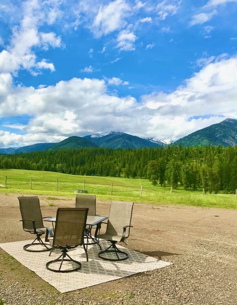 Front entry Mountain view 