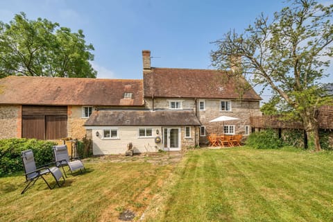 Lower Farm Cottage, Stalbridge Weston: The rear aspect of Lower Farm Cottage