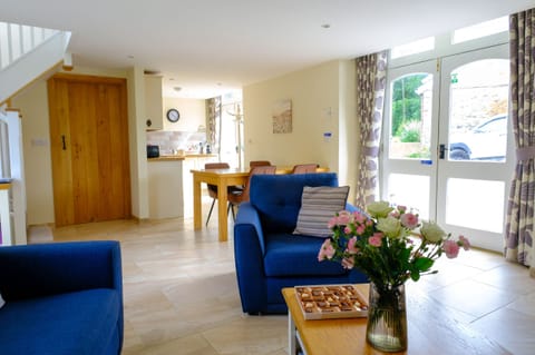 Cottage | Living area | Video-game console