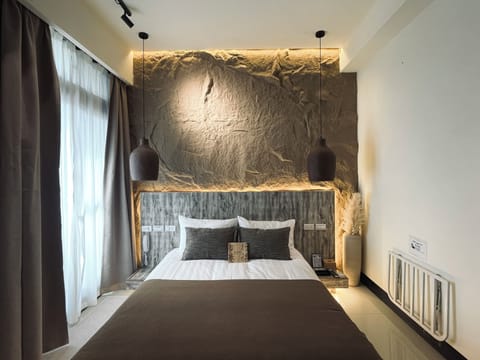 Signature Double Room | Premium bedding, individually decorated, individually furnished