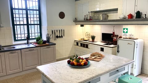 Autumn, Kitchen, Spring, Summer