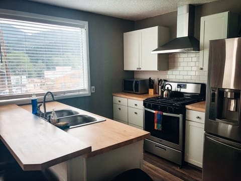 daae54f7-6ee9-4574-a98d-56a03265ea1f