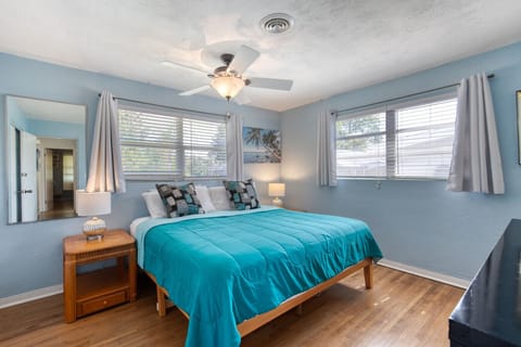 Pool Daytona Beach Vacation Home Airbnb  Pool VRBO  Pet Friendly