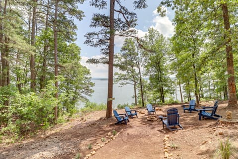 Edgemont Vacation Rental | 2BR | 1BA | 1,250 Sq Ft | Stairs Required to Enter
