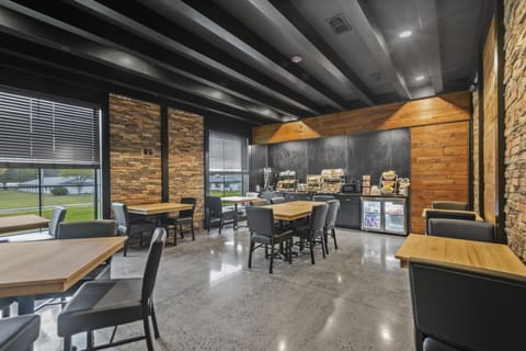 Free daily full breakfast