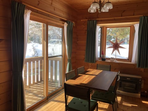 Family Cottage | Living area