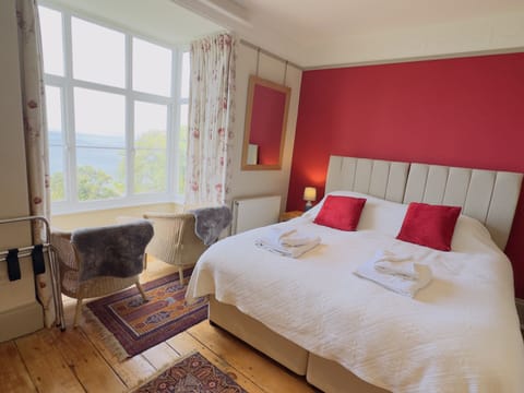 Superior Twin Room, Ensuite, Sea View (Framboise Super King /) | Individually decorated, individually furnished, free WiFi, bed sheets