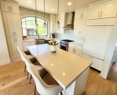 Room for all the culinary dishes