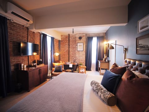 Experience unparalleled elegance and comfort in our King Suite, your private sanctuary of luxury.