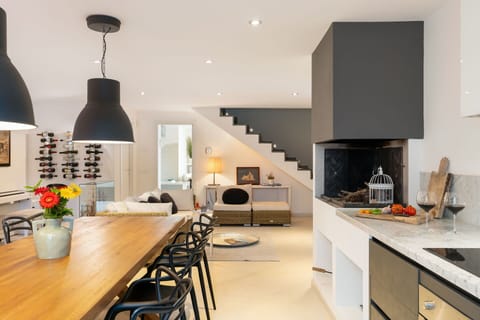 Autumn, Living Room, Spring, Summer