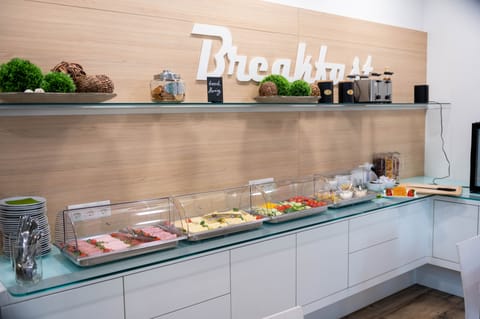 Daily buffet breakfast for a fee