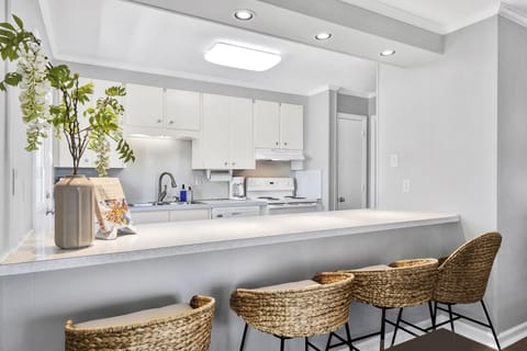 Additional seating at the bar; Unit B