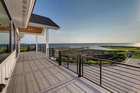 View facing west of Pamlico Sound from top deck.