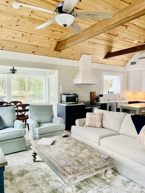 Living, kitchen, dining