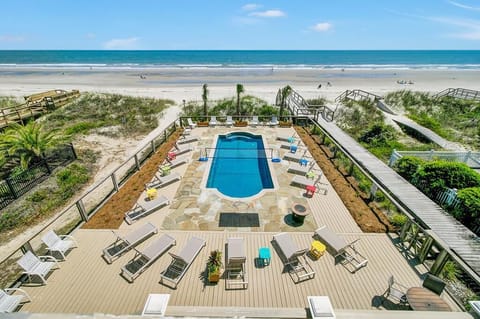 The Oceanfront View, Can't Top This