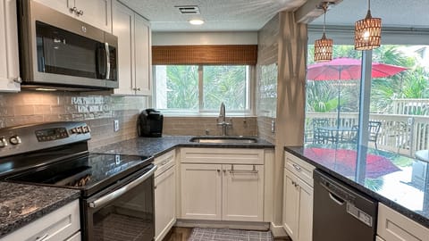 Kitchen with Laundry