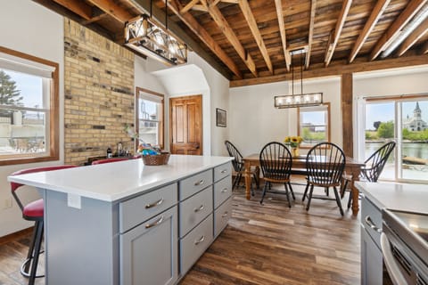 Plenty of seating for gathering.