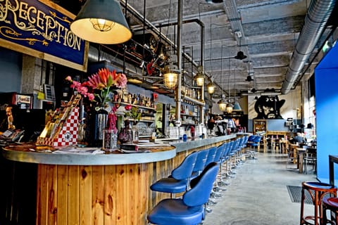 2 restaurants, breakfast, lunch, dinner served; African cuisine