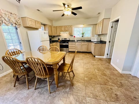 Kitchen and dining table