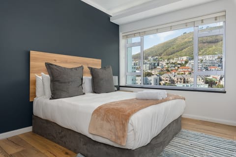 Exclusive Apartment | 2 bedrooms, in-room safe, laptop workspace, iron/ironing board