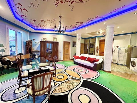 Living room 1 image 1