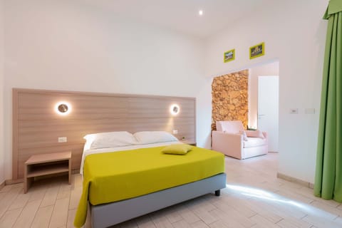 Luxury Room | 1 bedroom, premium bedding, down comforters, in-room safe