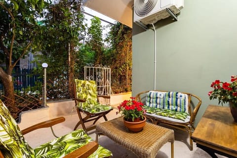 Create Memorable Moments Outdoors – Relax in a beautifully shaded patio surrounded by vibrant plants and calming ambiance.