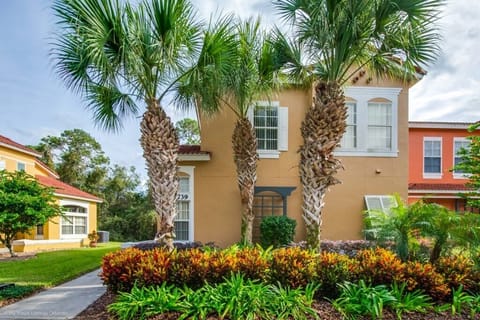 2739 Sun Key Place, Emerald Isle_1.jpg