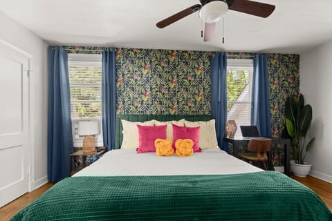 Enjoy a King size bed in the spacious bedroom.