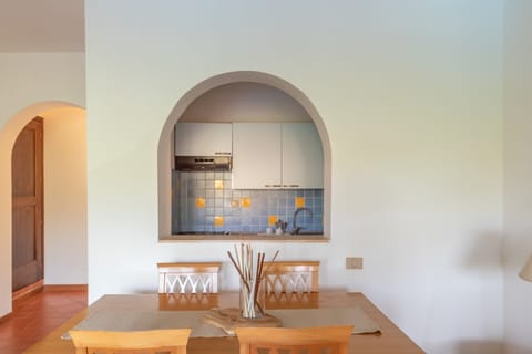 Apartment, 1 Bedroom, Patio | Dining