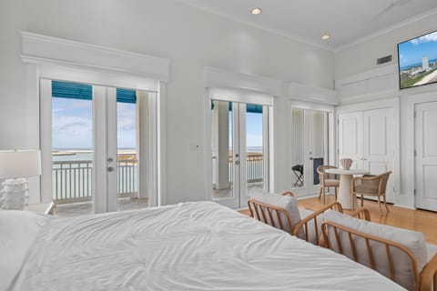 House, 4 Bedrooms | 4 bedrooms, WiFi (free)