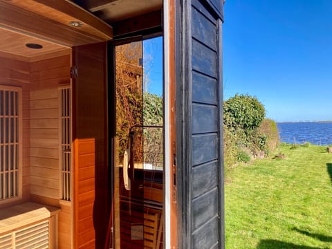 Chalet, 2 Bedrooms, Patio, Garden View | Property grounds