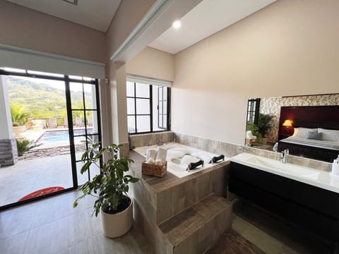 Premium Room | Balcony