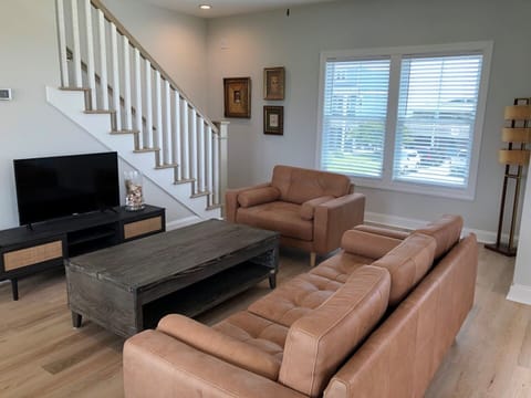 House, 2 Bedrooms | Living area
