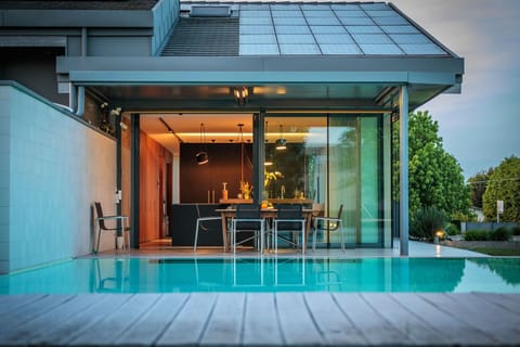 Building Exterior, Outdoor, Pool