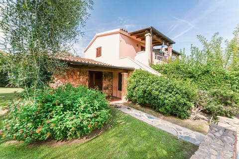 Apartment, 3 Bedrooms, Balcony | Exterior