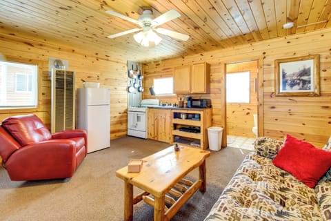 Garrison Vacation Rental | 1BR | 1BA | Step-Free Access | 552 Sq Ft