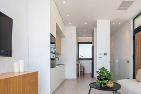 Smart layout and minimal design