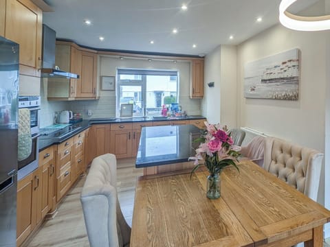 Kitchen/diner | Afallon, Conwy